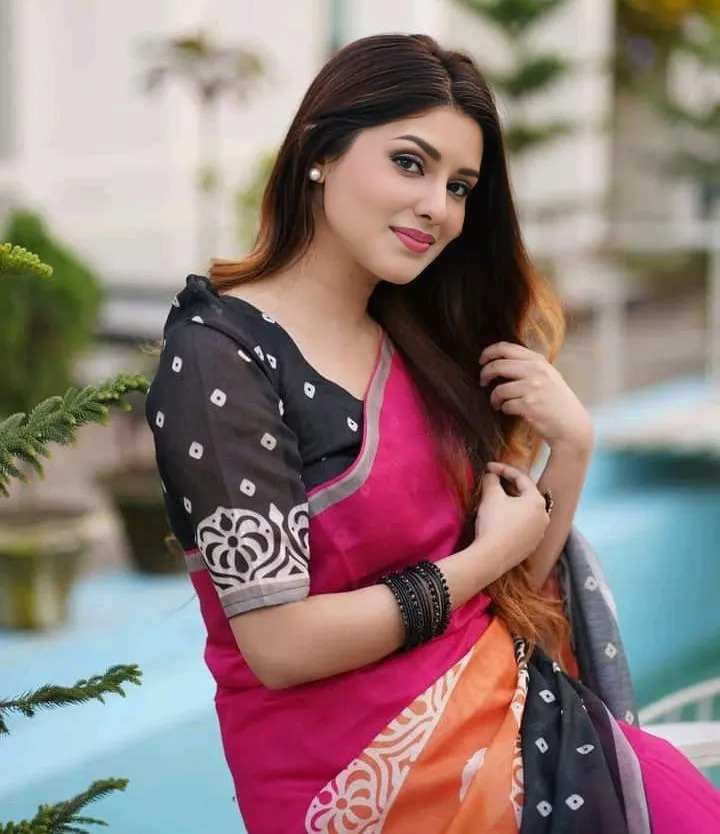 শাড়ি